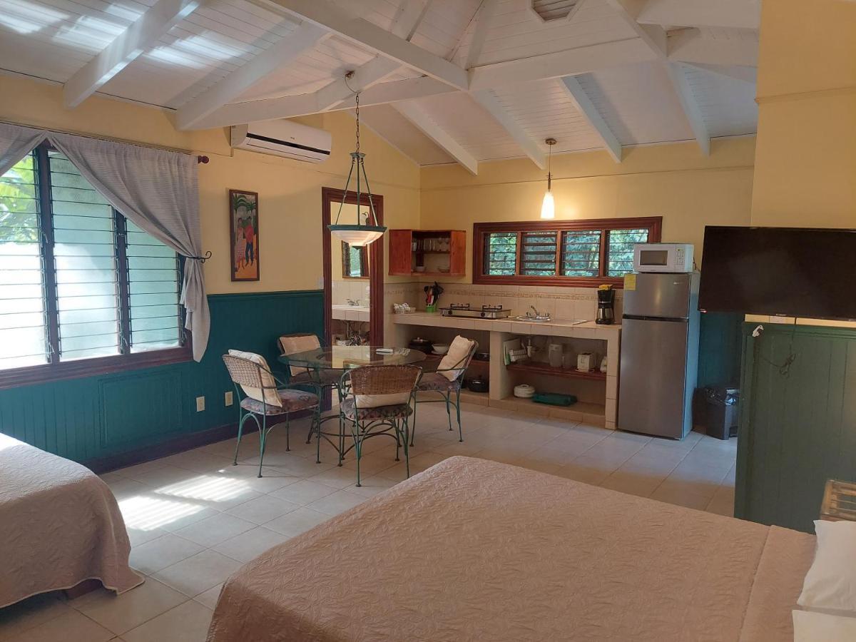 Playa Negra Guesthouse Cahuita Eksteriør bilde