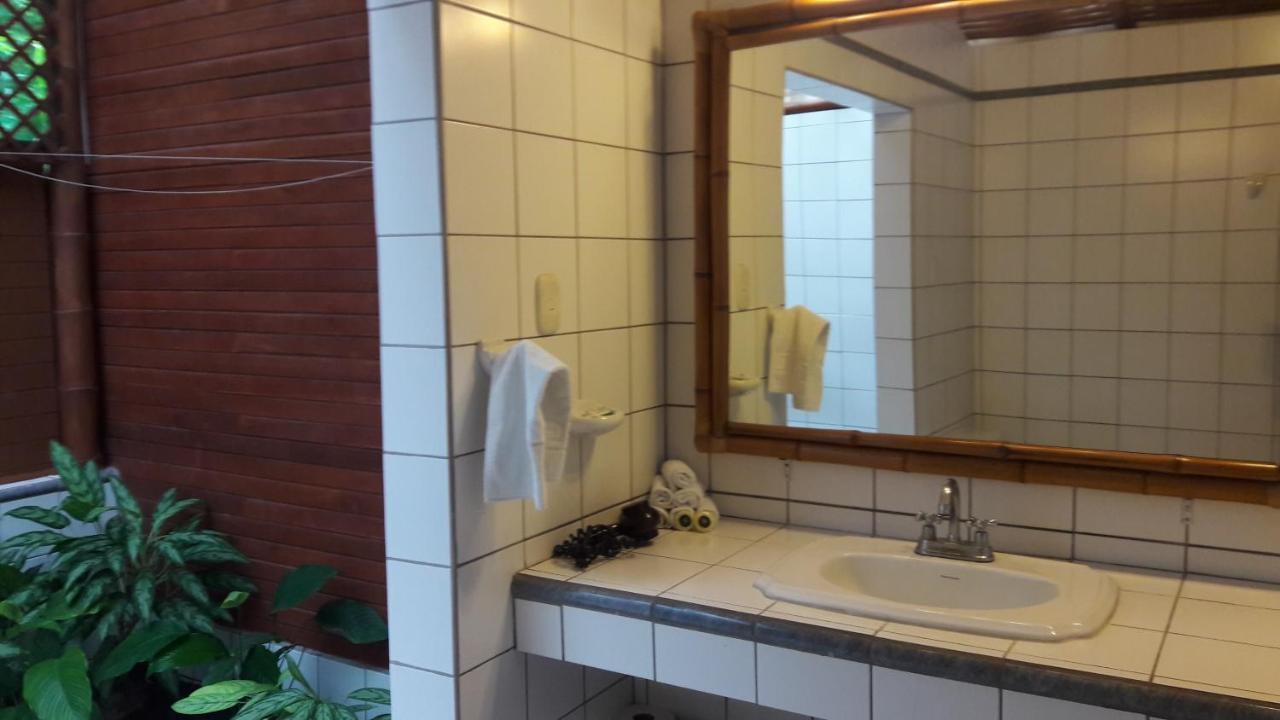 Playa Negra Guesthouse Cahuita Eksteriør bilde